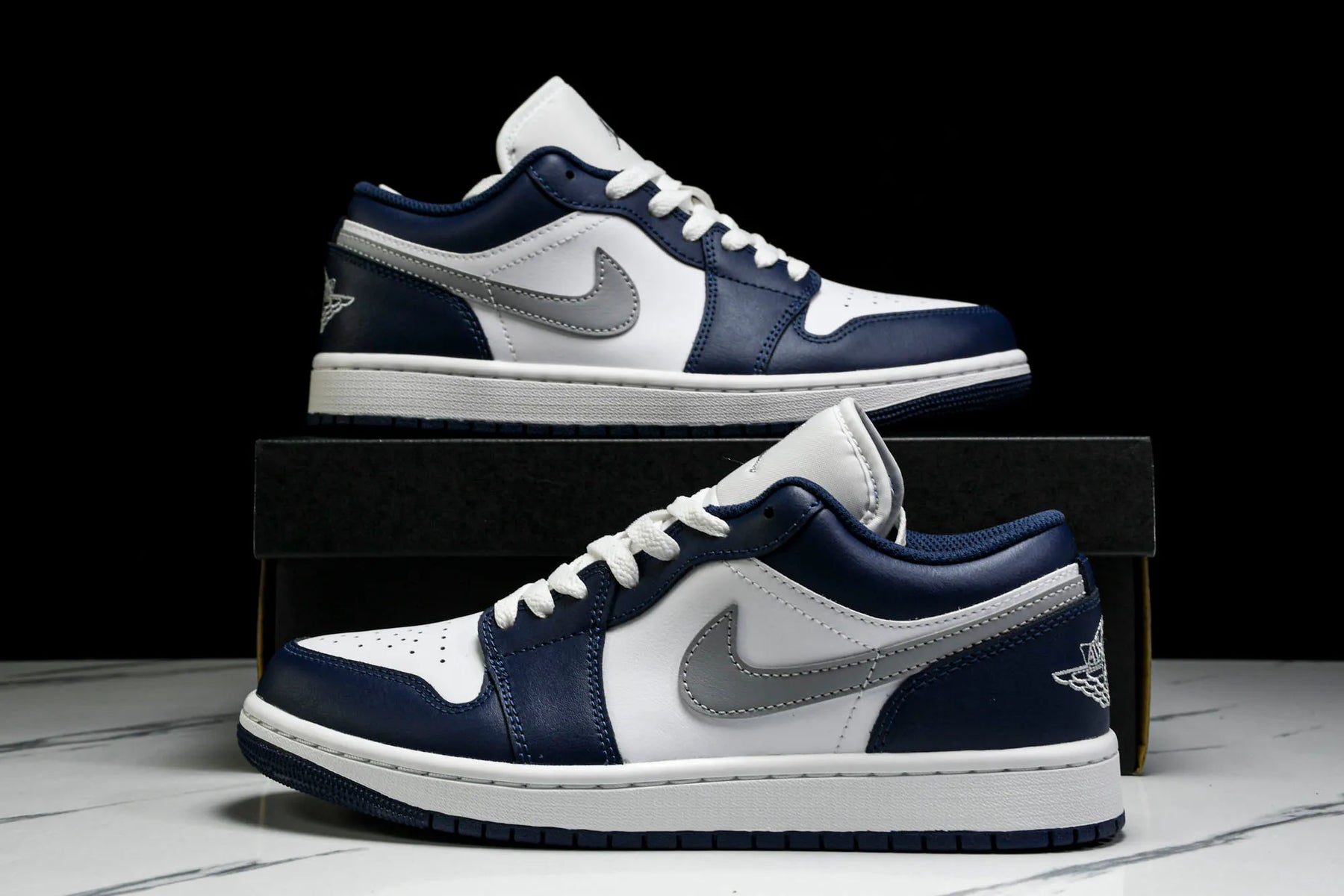 Air Jordan Low