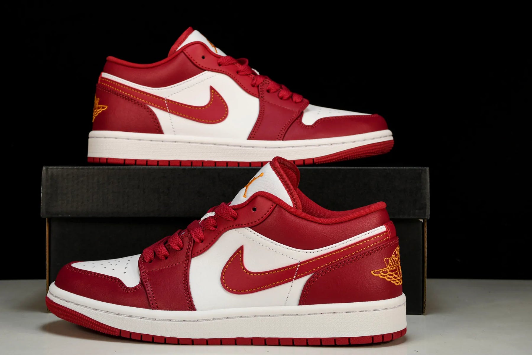 Air Jordan Low