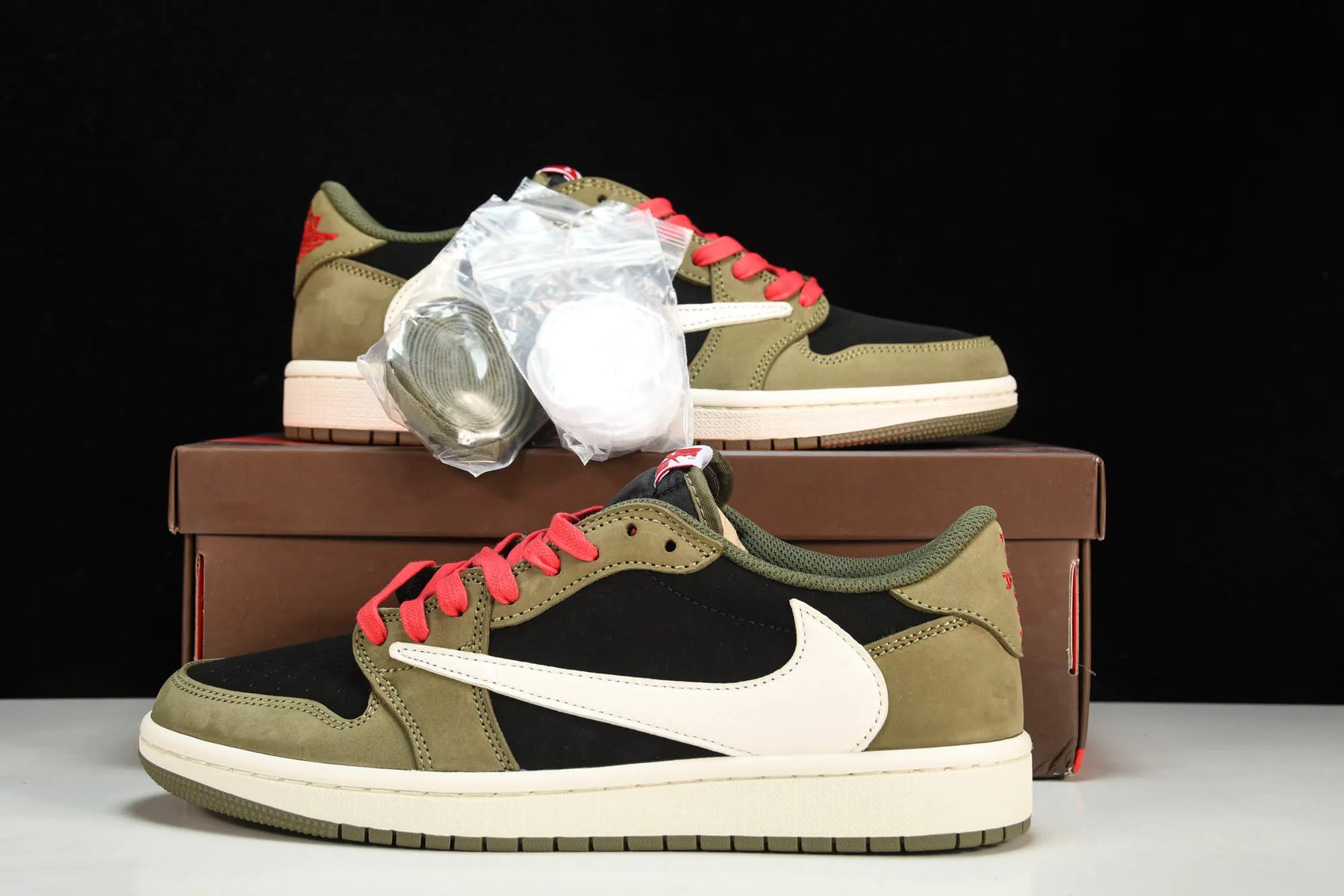 Air Jordan Low