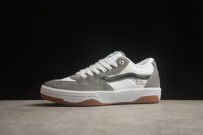 Rowan Zorilla Grey White