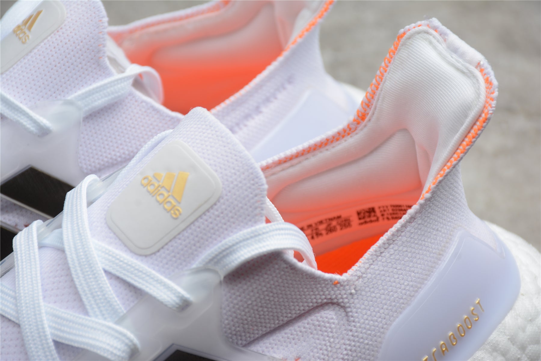 Ultraboost 21