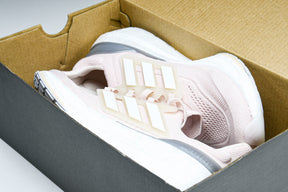 Ultraboost Light