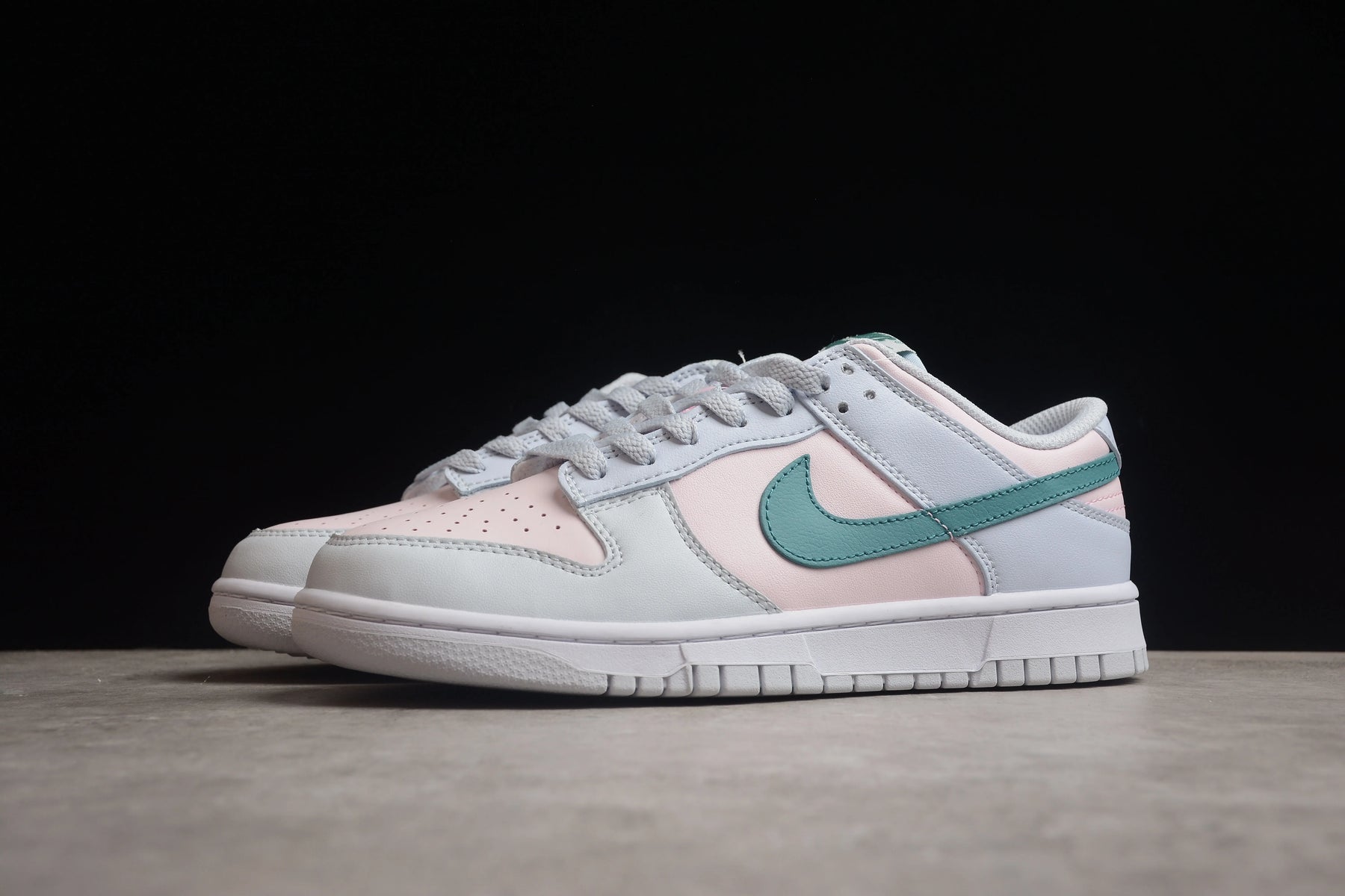 Dunk Low Mineral Teal