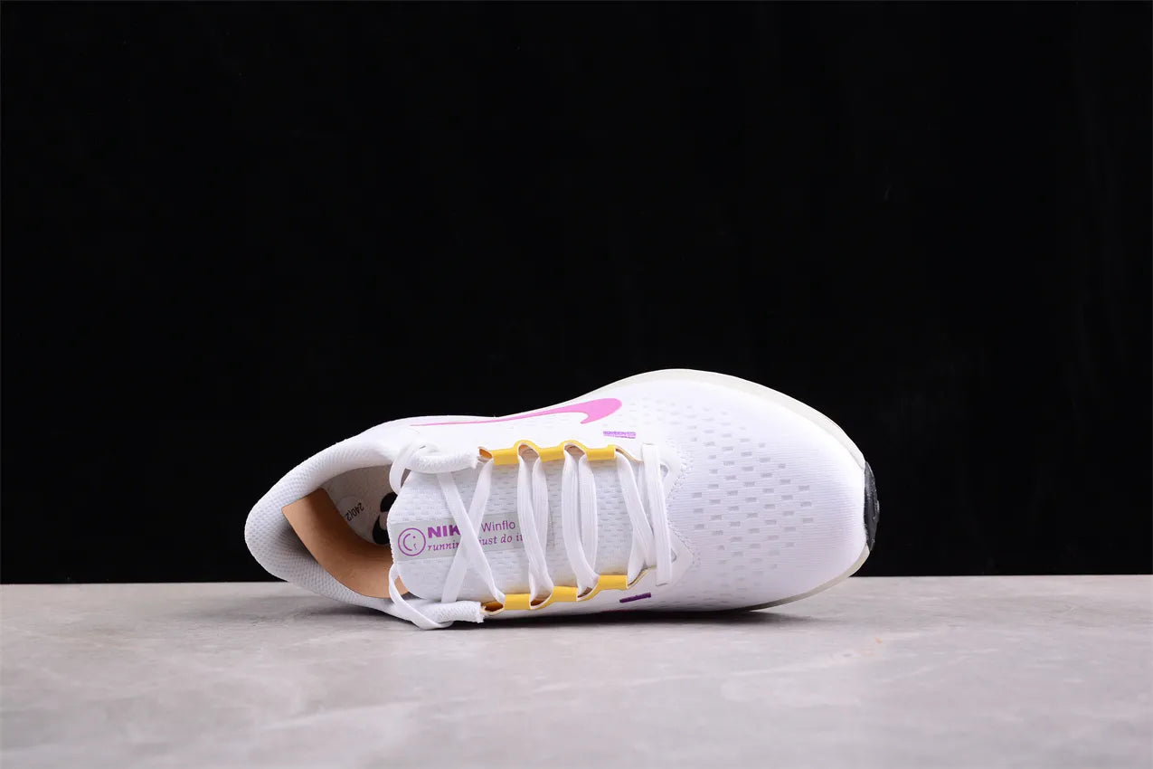Zoom Winflo 10