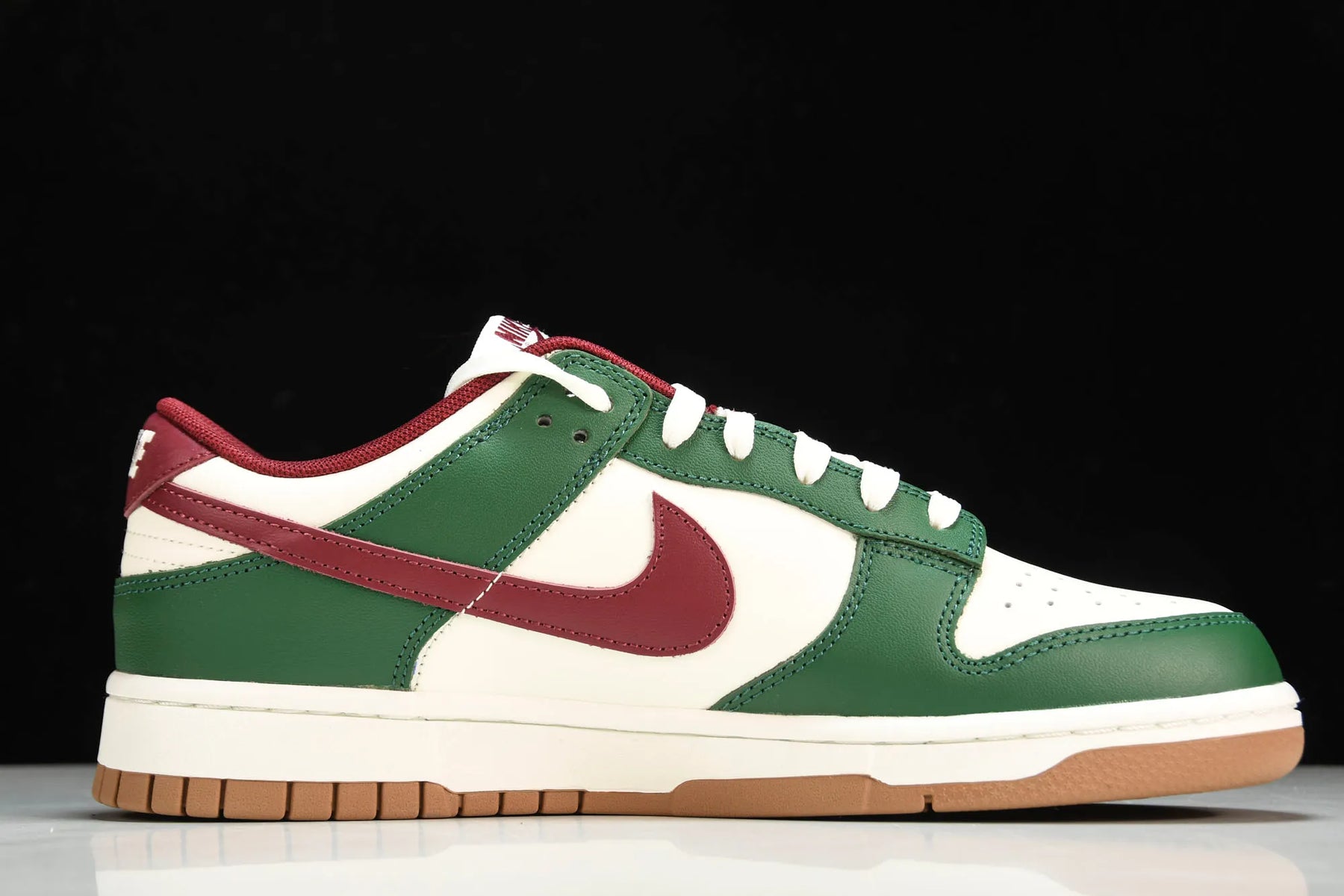 Dunk Low Gorge Green