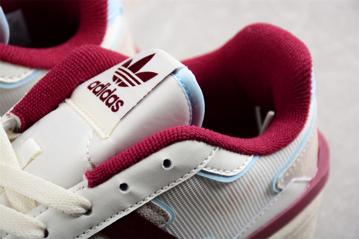 Forum 84 Low
