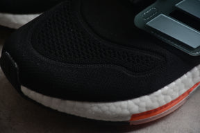 Ultraboost 21