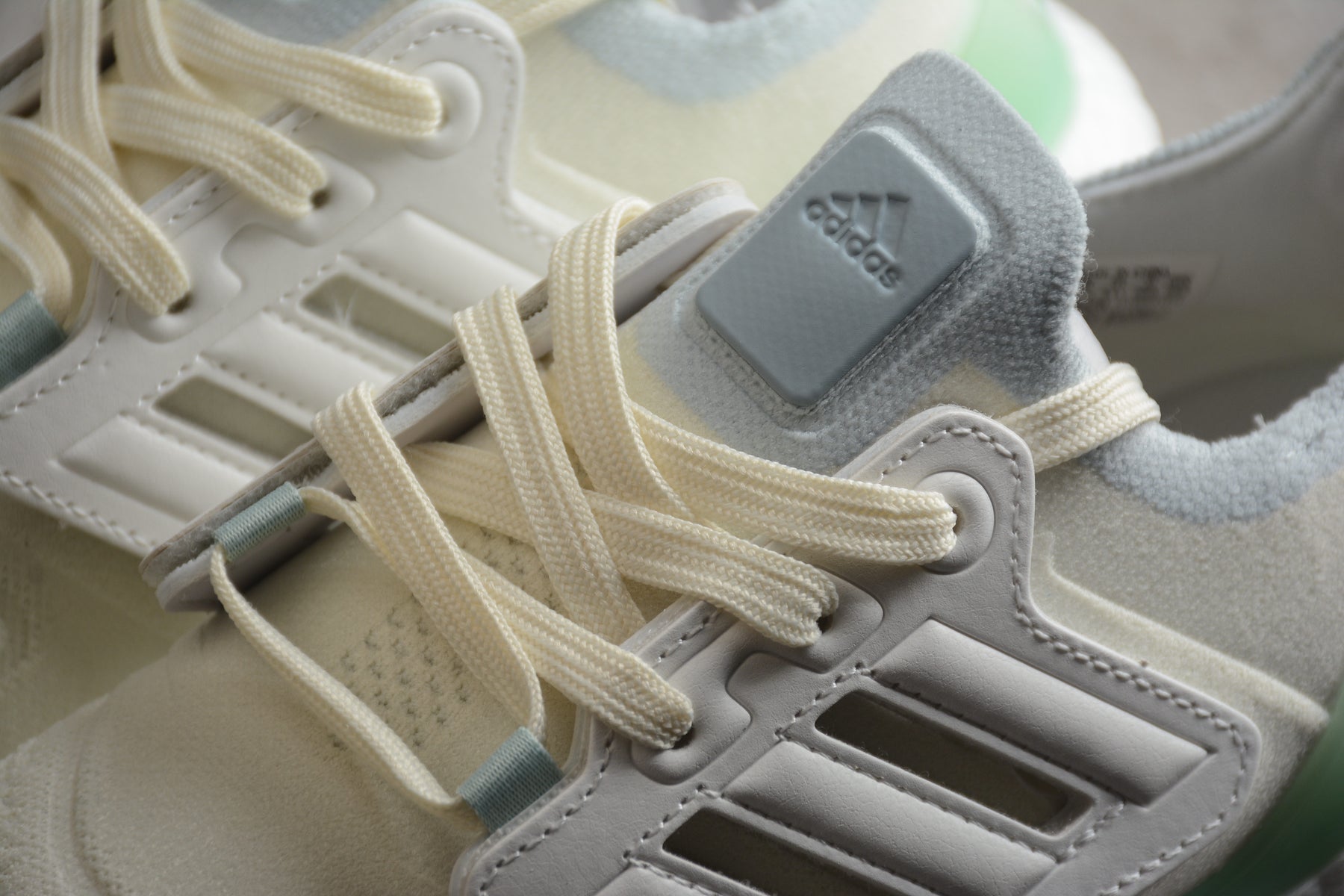 Ultraboost 21