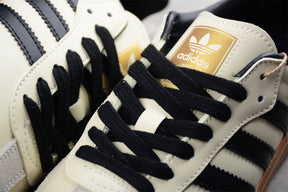 Gazelle Indoor