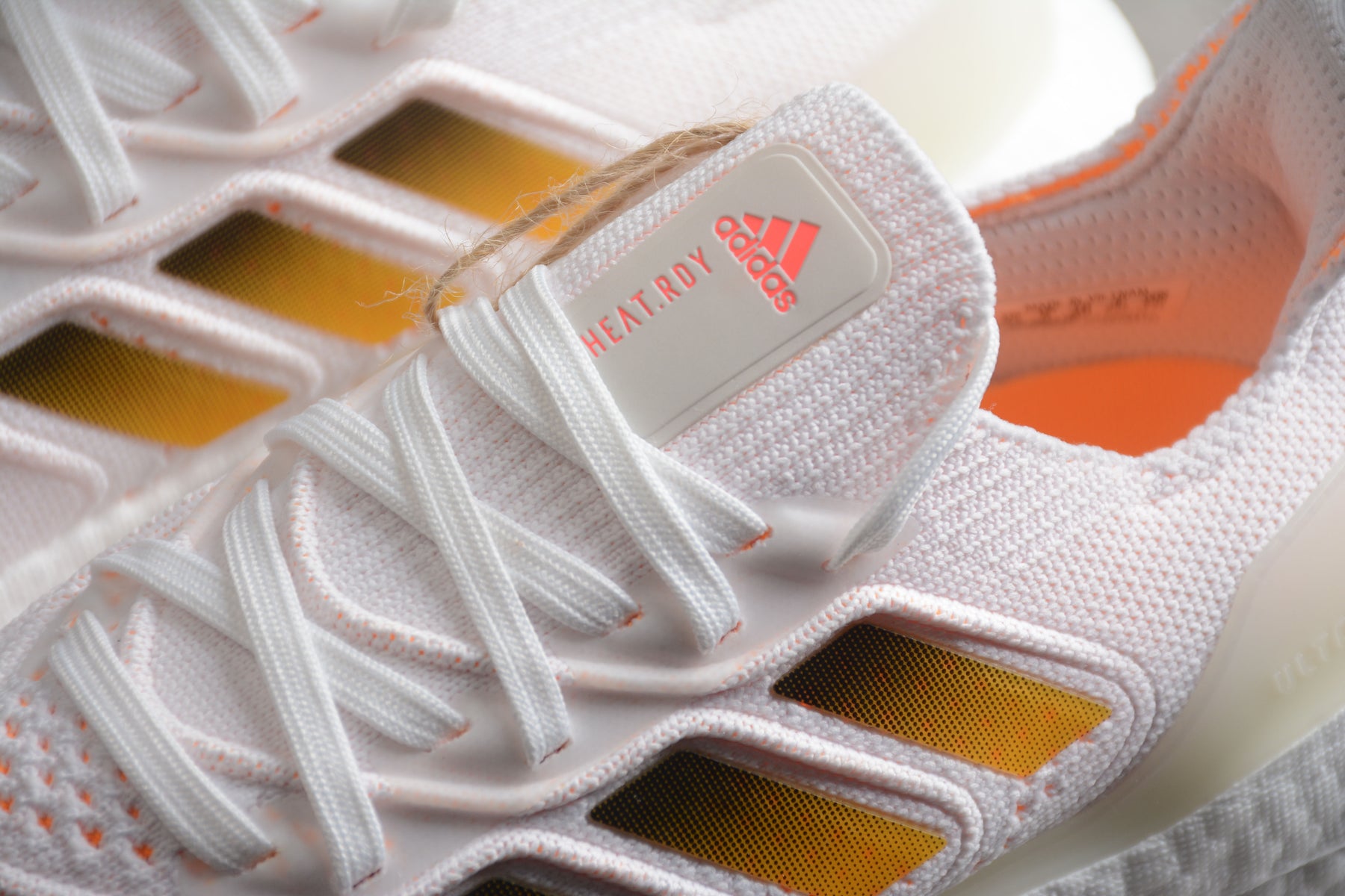 Ultraboost 21