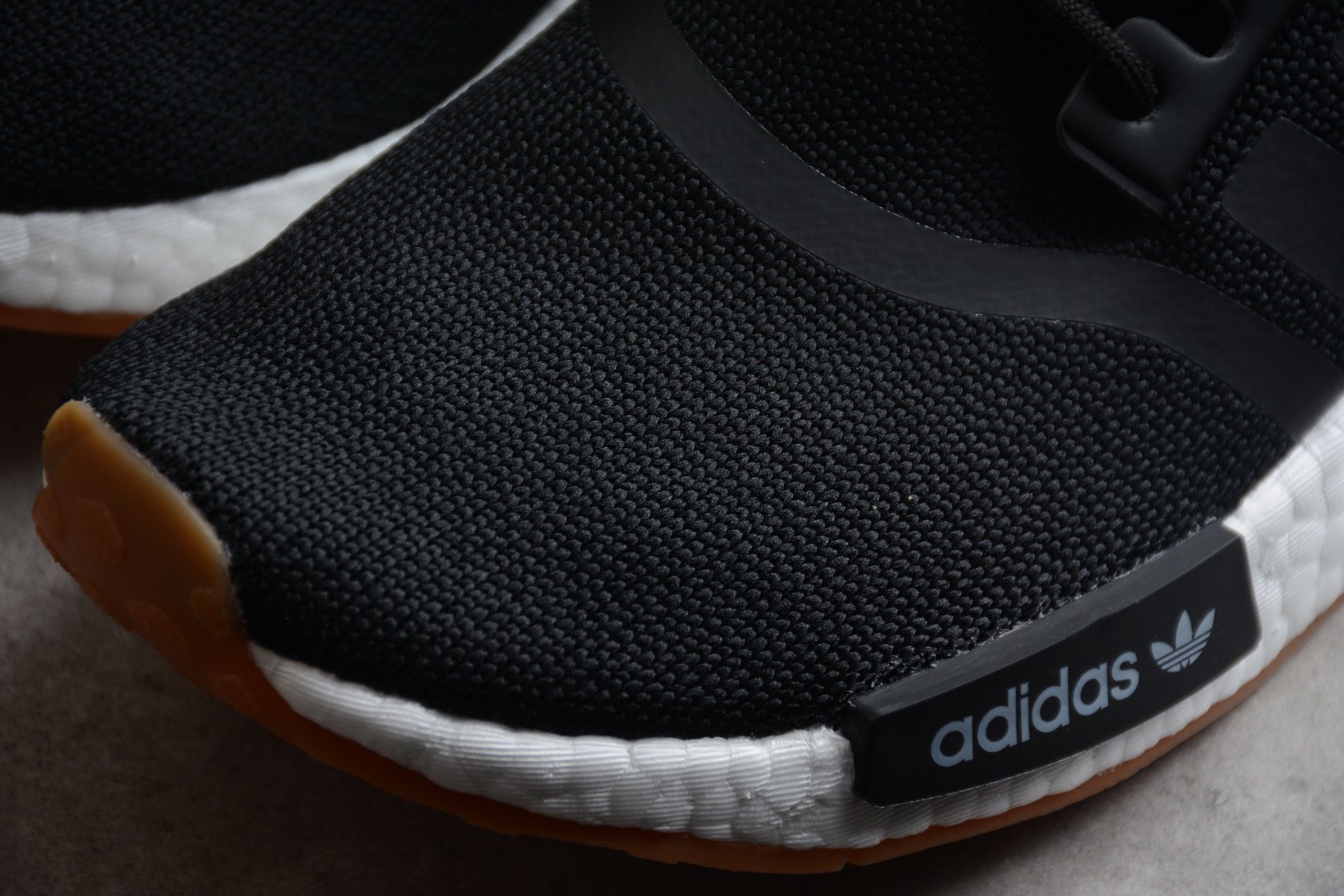 NMD R1