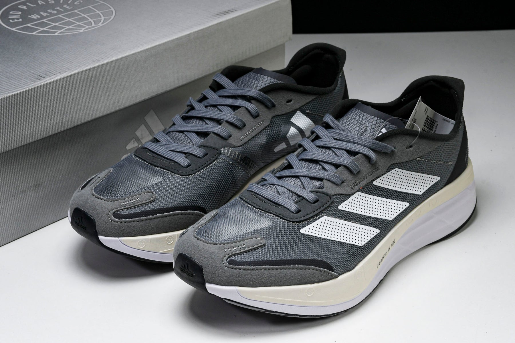 Adizero Boston 11