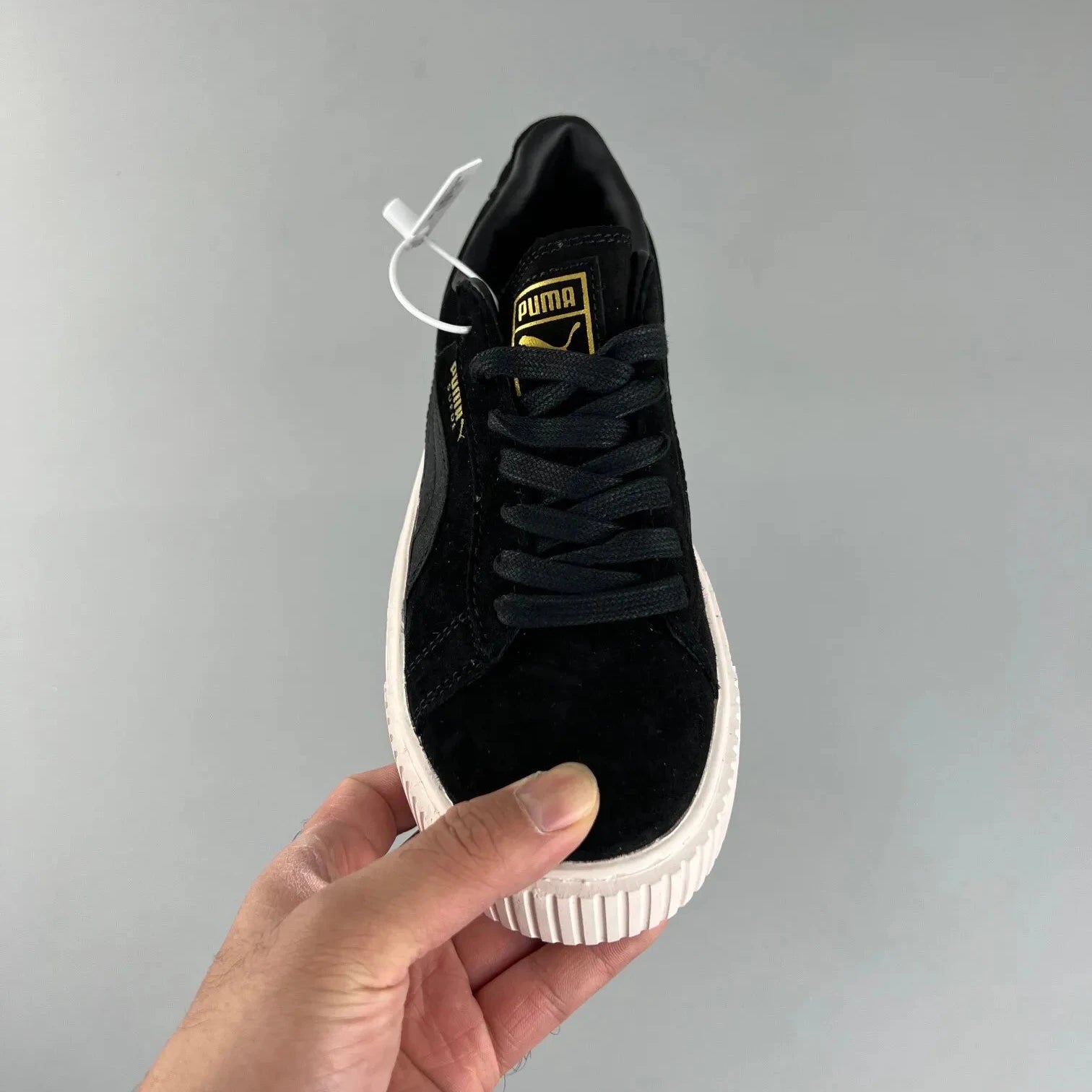 P. Suede Platform Black