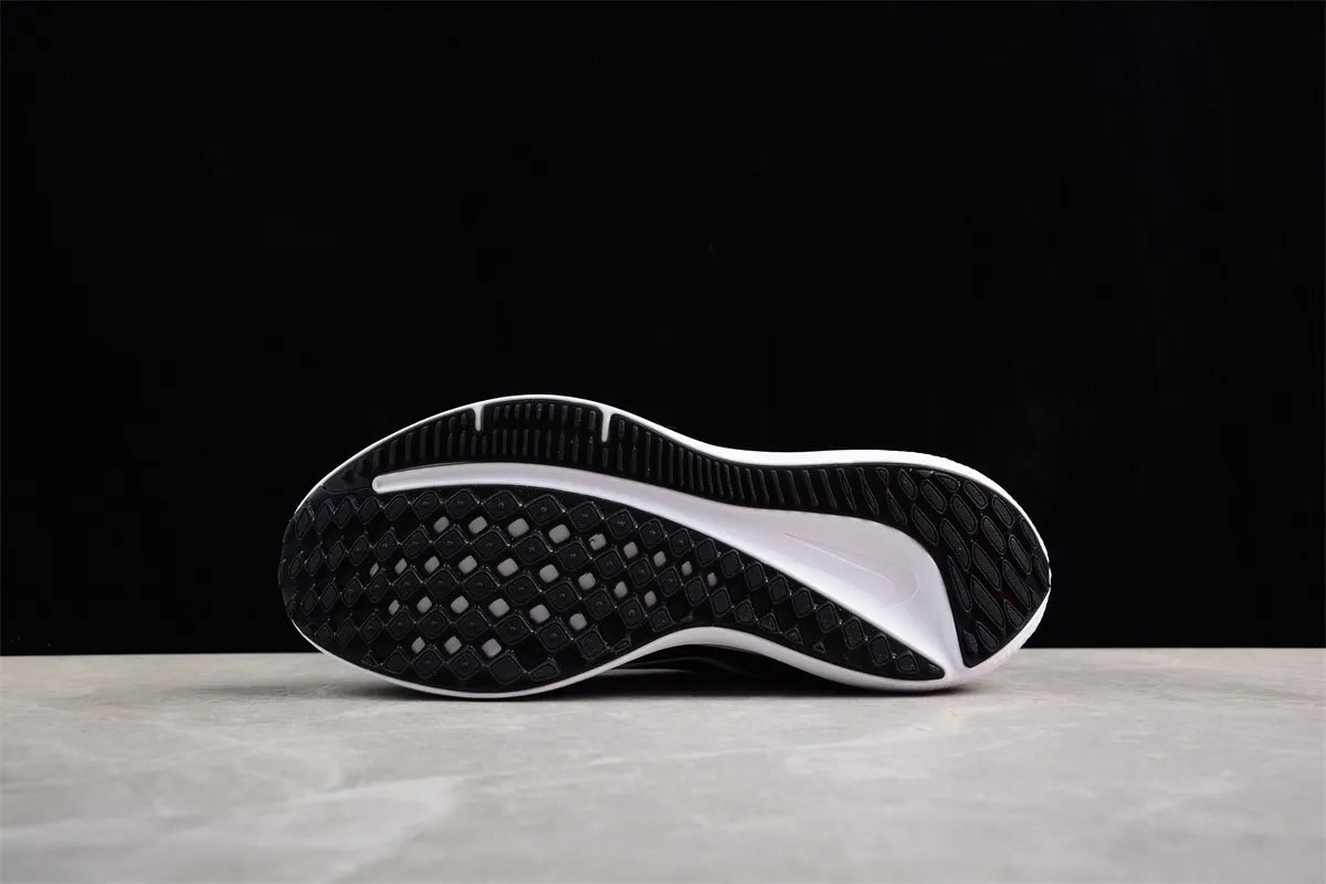 Zoom Winflo 10