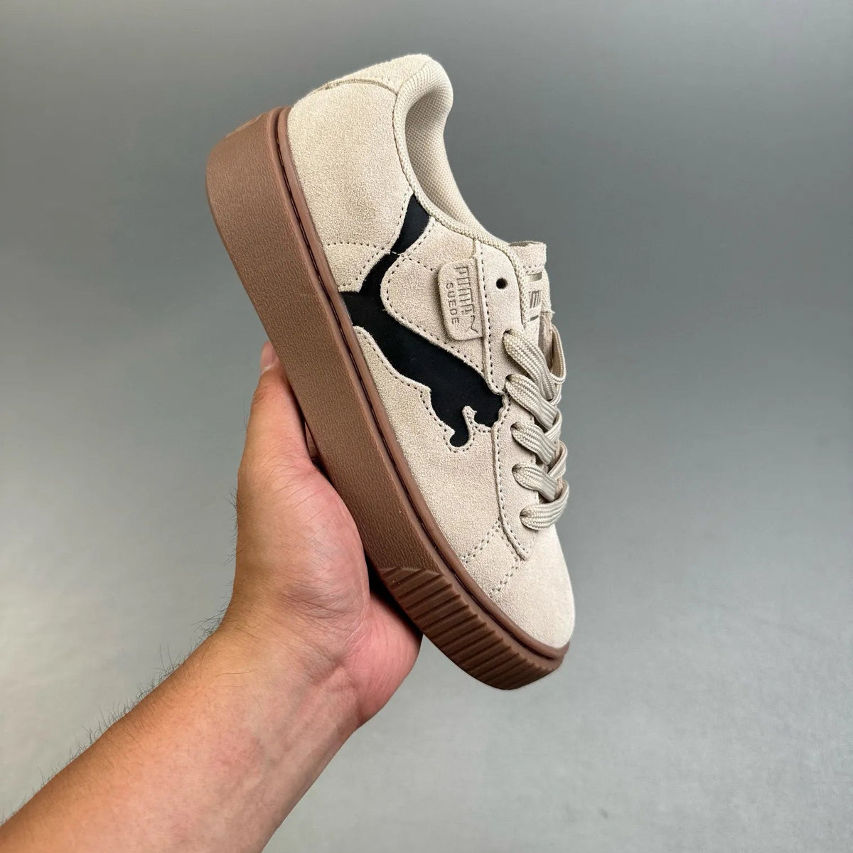 P. Suede Bege