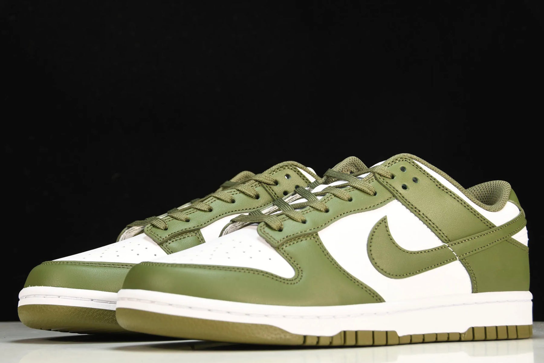 Dunk Low Oliva