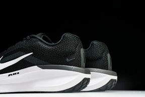 Zoom Winflo 11