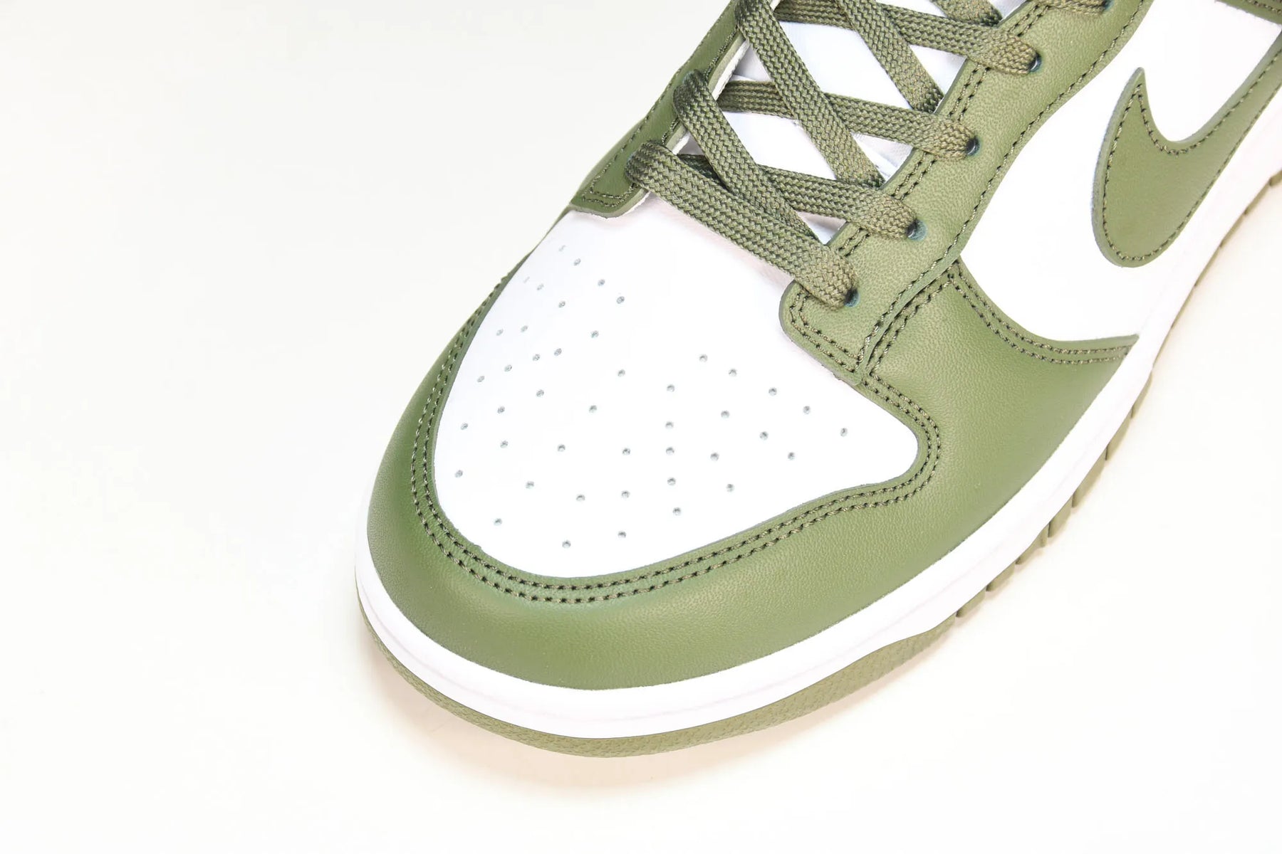 Dunk Low Oliva