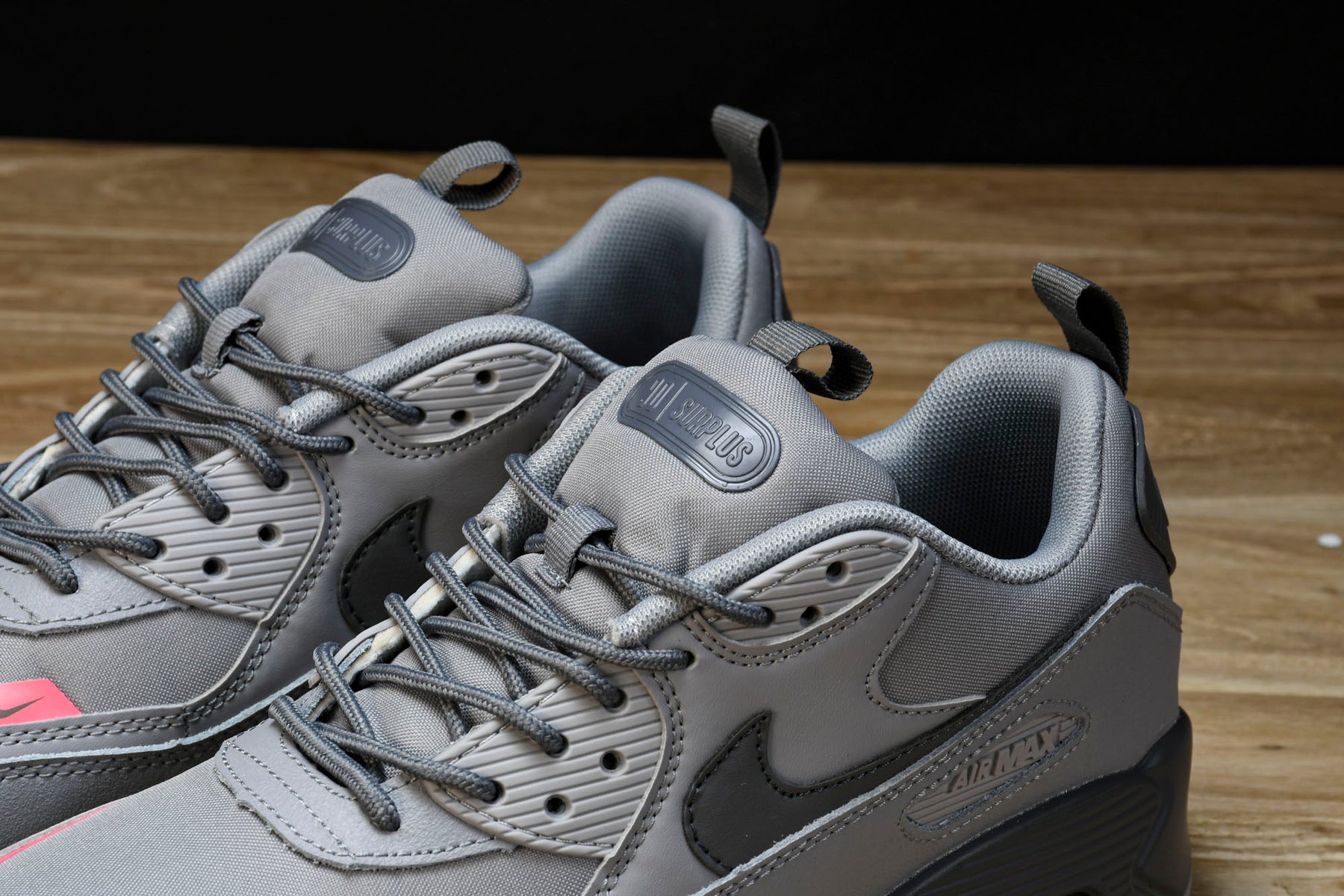 Air Max 90 Surplus