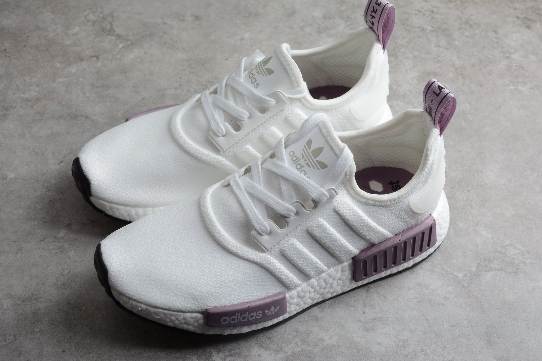 NMD R1