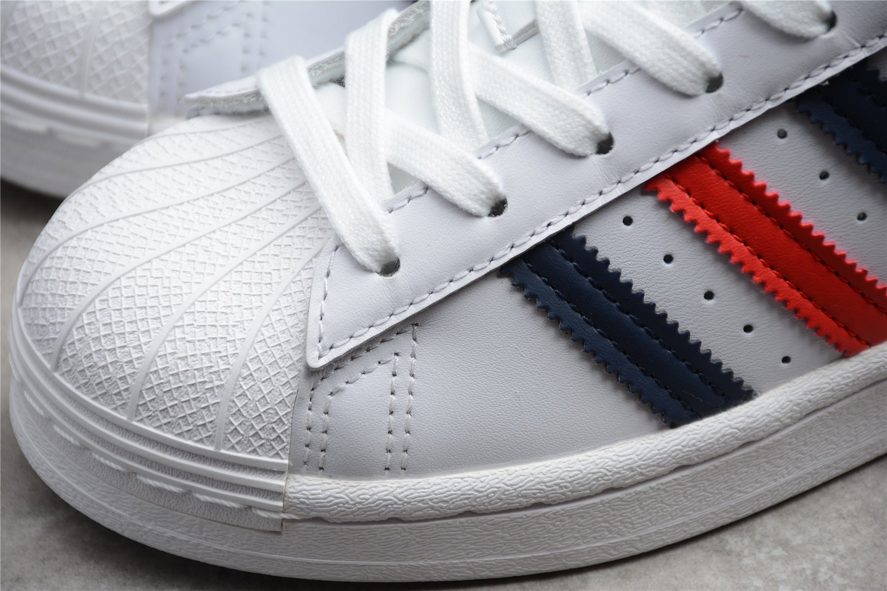 Originals Superstar