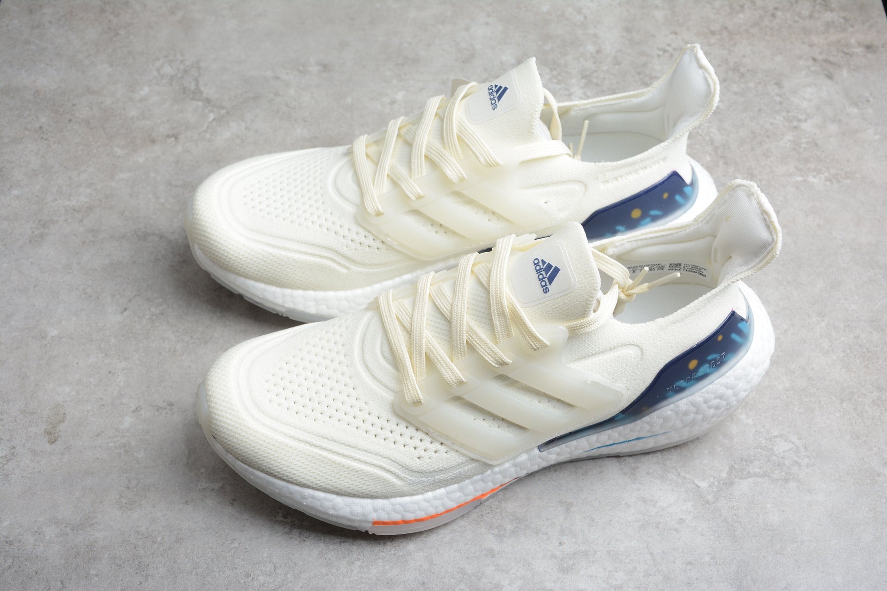 Ultraboost 21