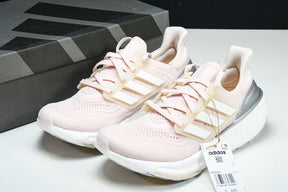 Ultraboost Light