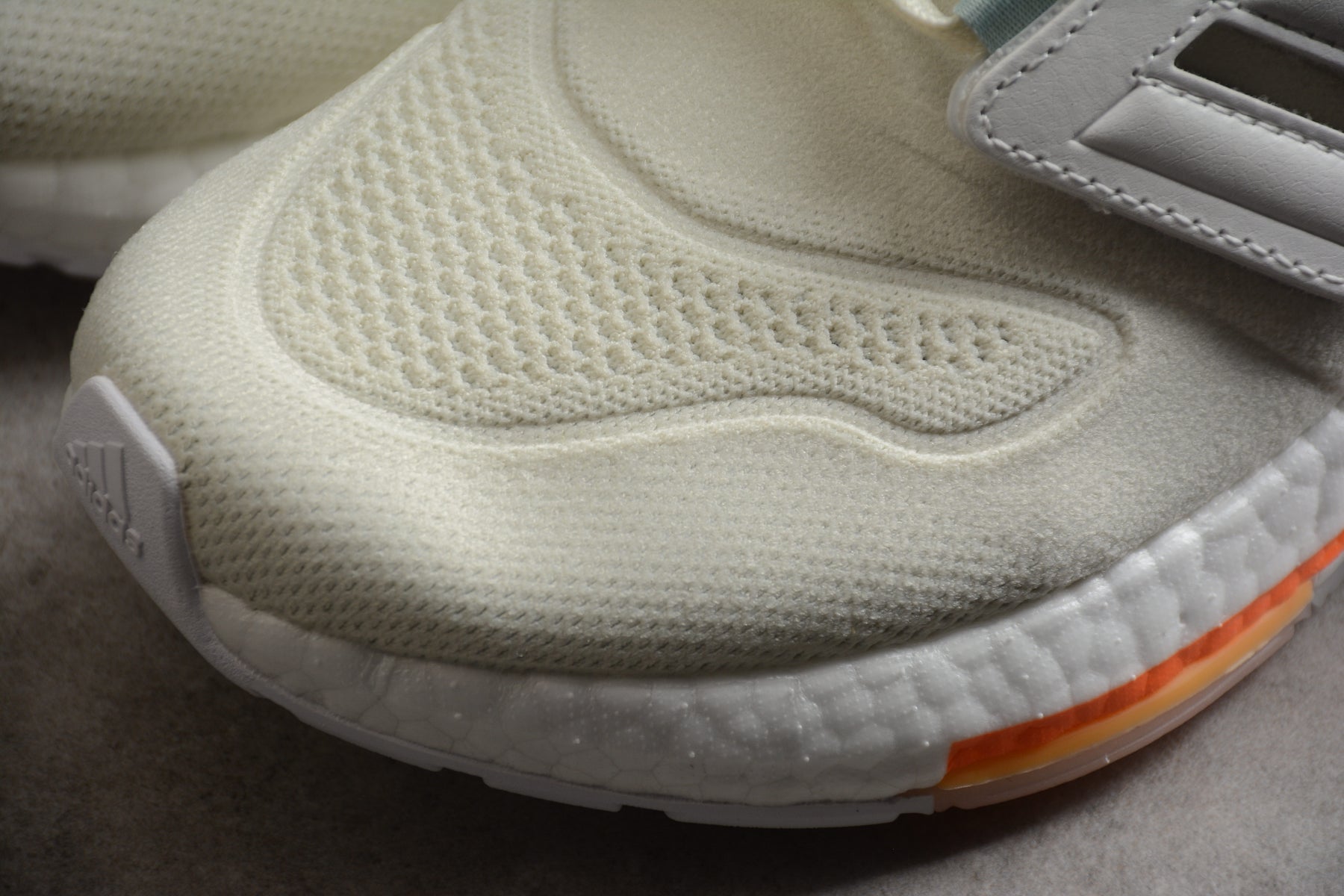 Ultraboost 21