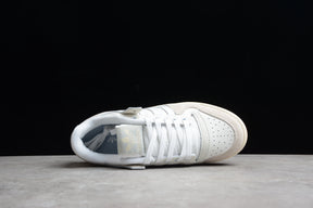 Forum 84 Low