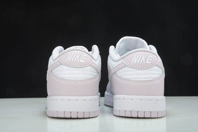 Dunk Low Light Violet