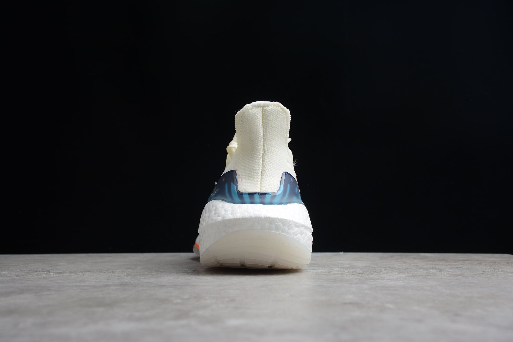 Ultraboost 21