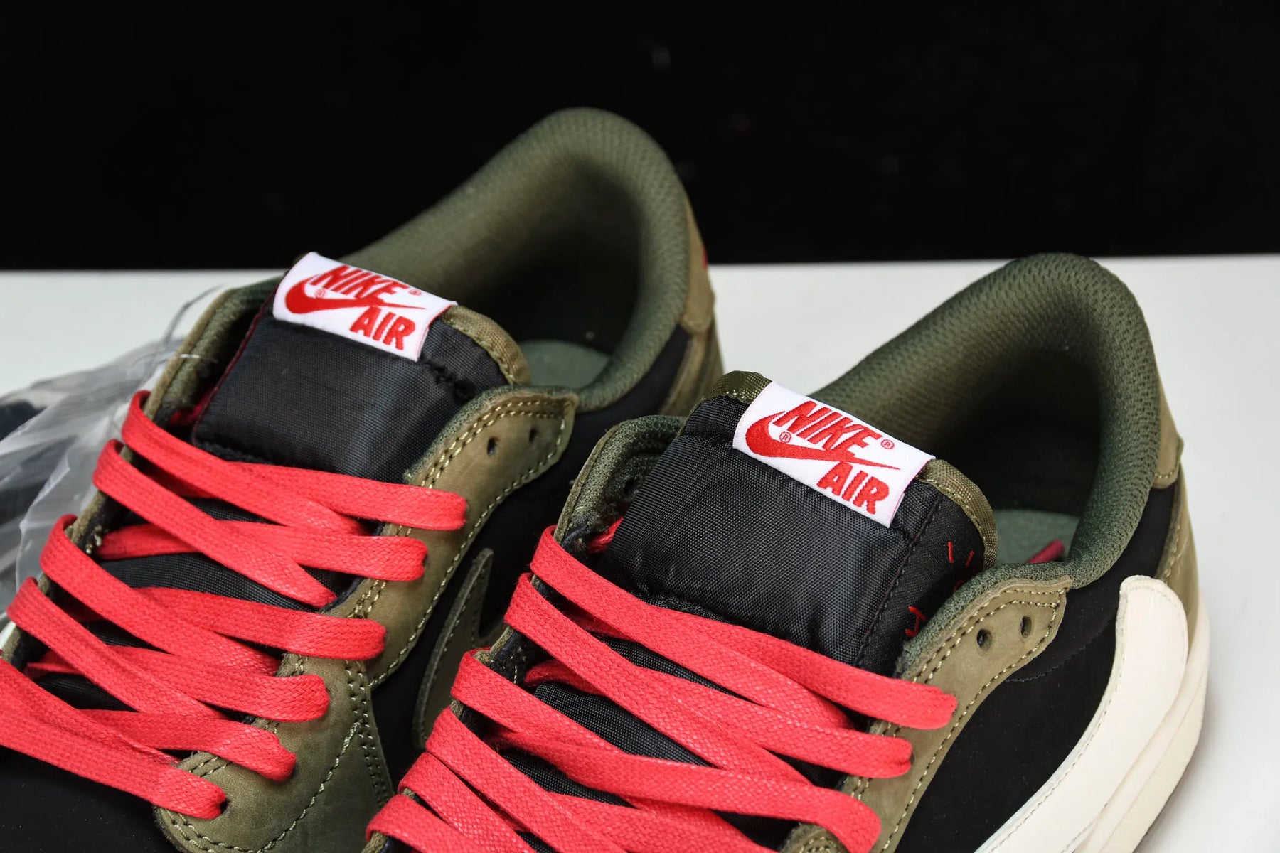 Air Jordan Low