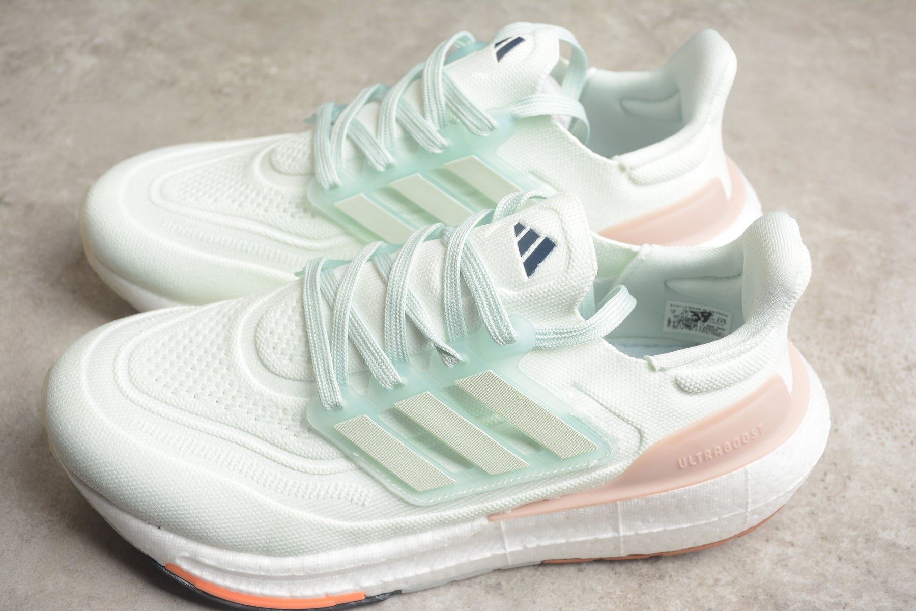 Ultraboost 21