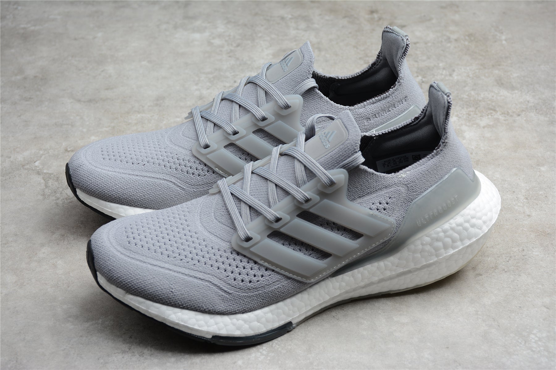 Ultraboost 21