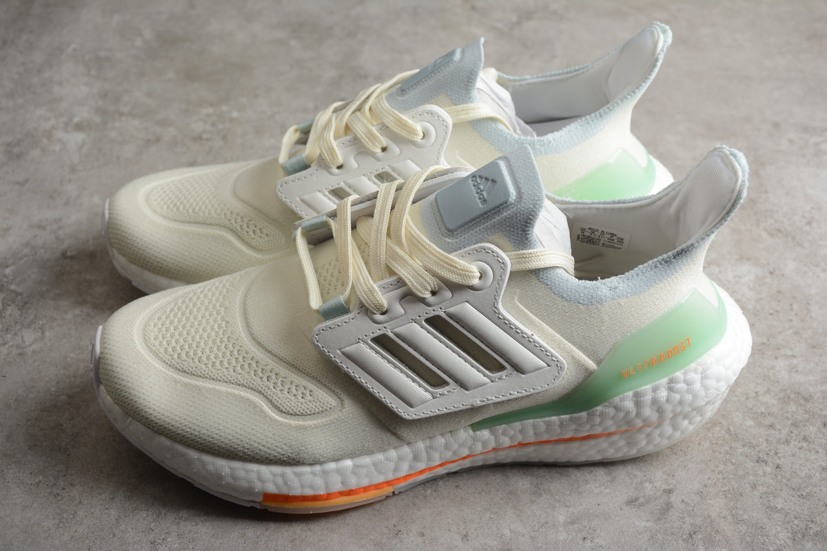 Ultraboost 21