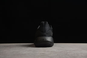 Ultraboost LTD 22