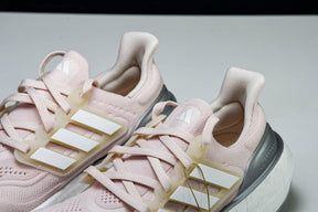 Ultraboost Light