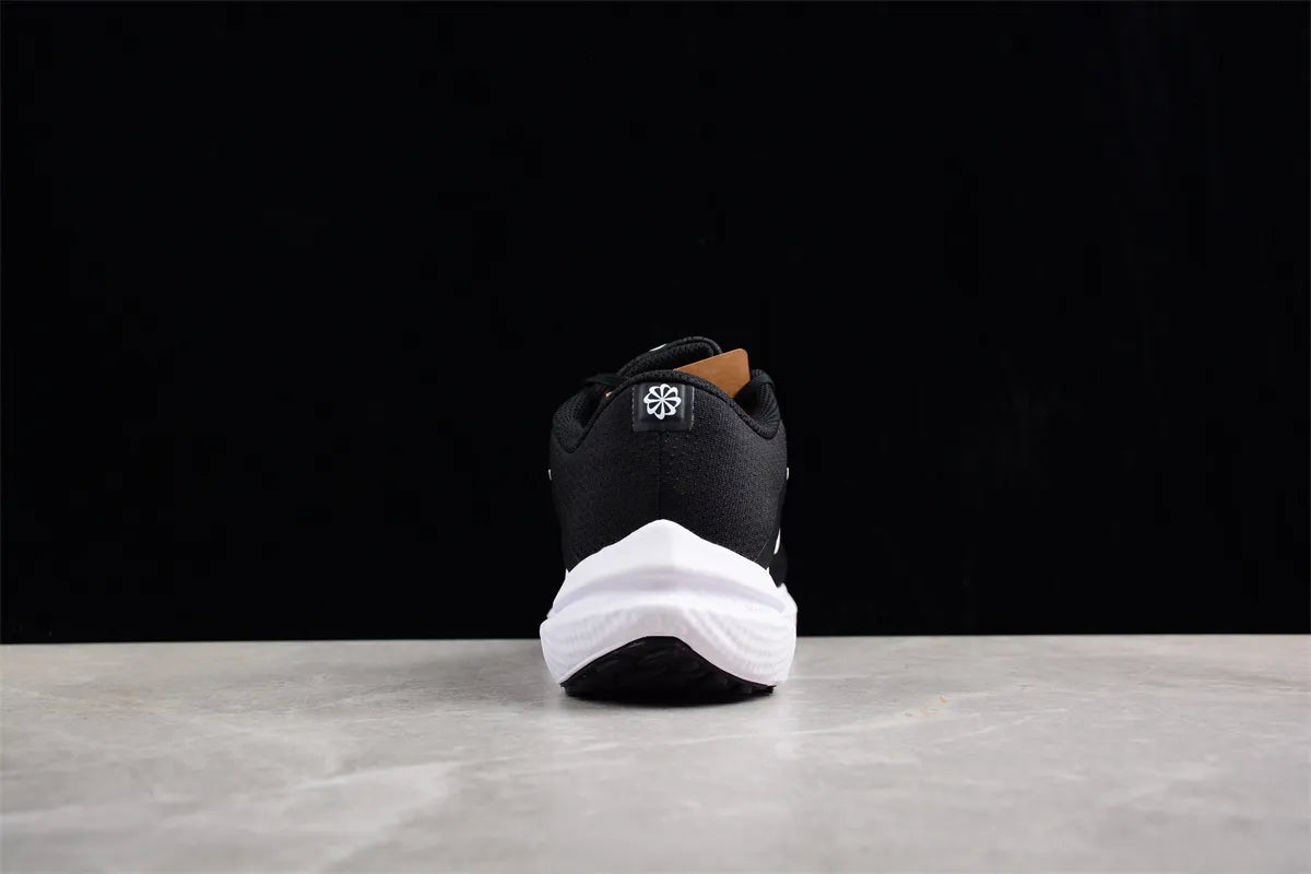 Zoom Winflo 10