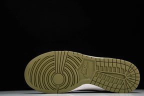 Dunk Low Medium Olive