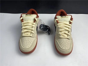 Dunk Low Muslin