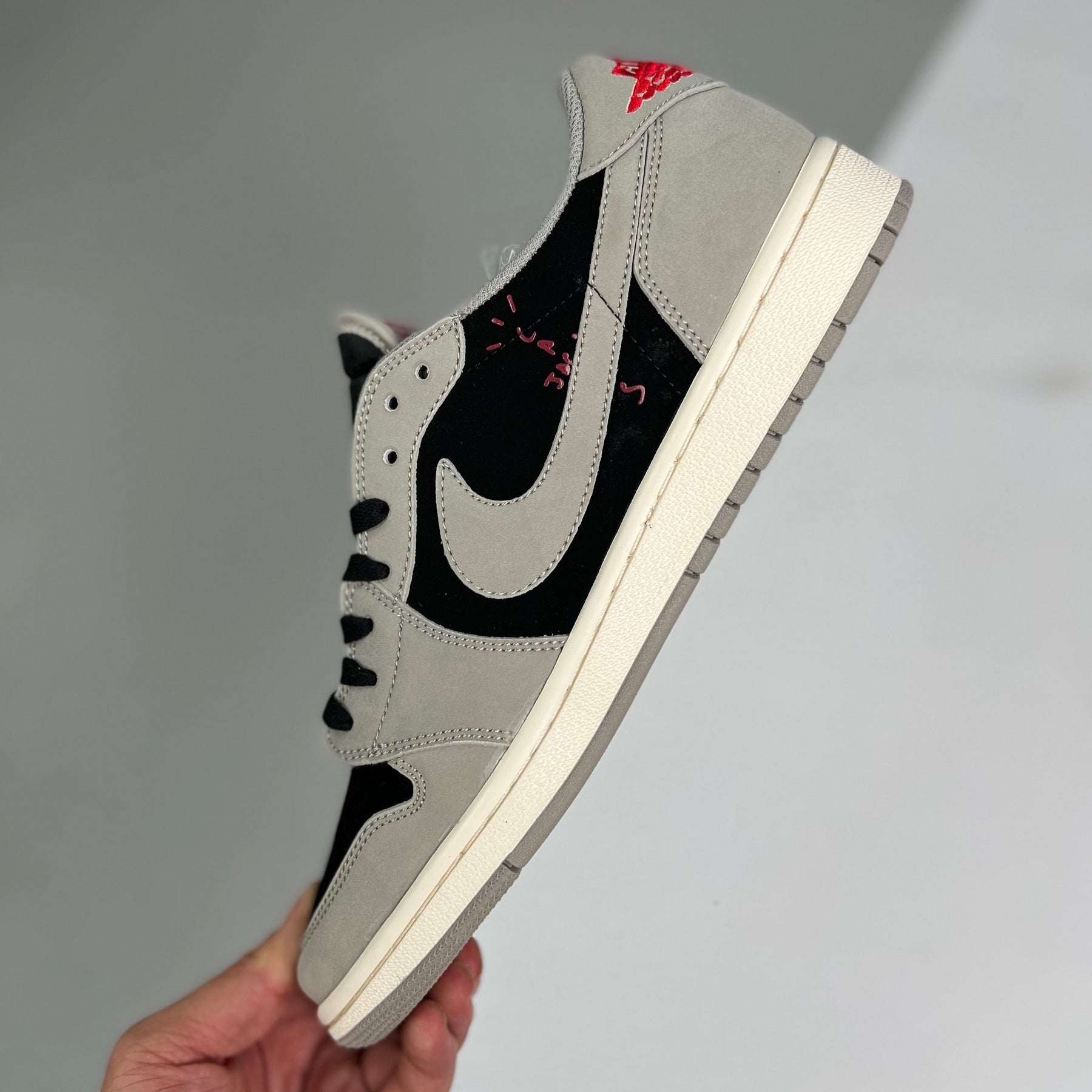 Air Jordan Reverse Mocha