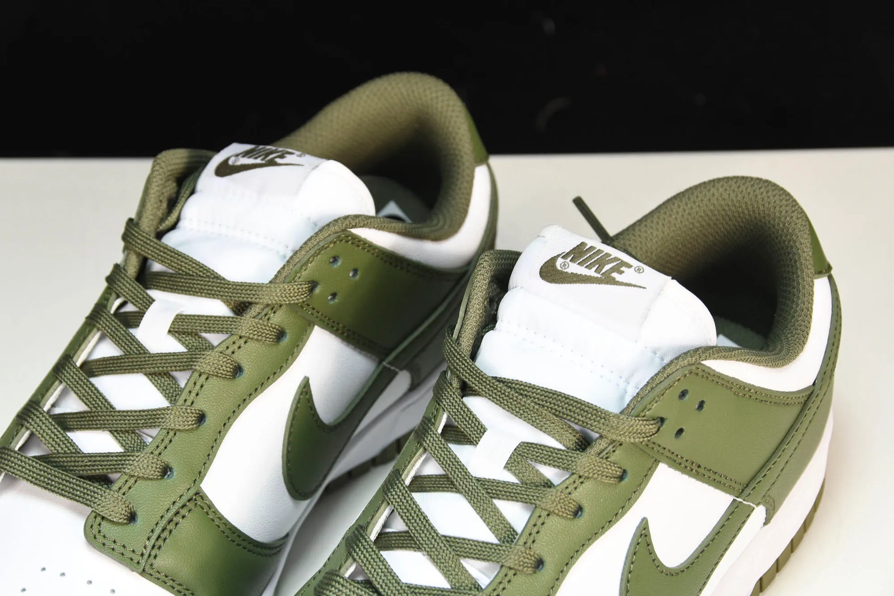Dunk Low Oliva