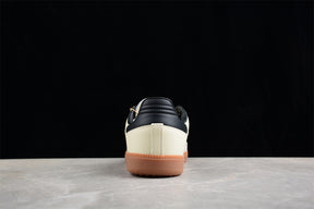 Gazelle Indoor
