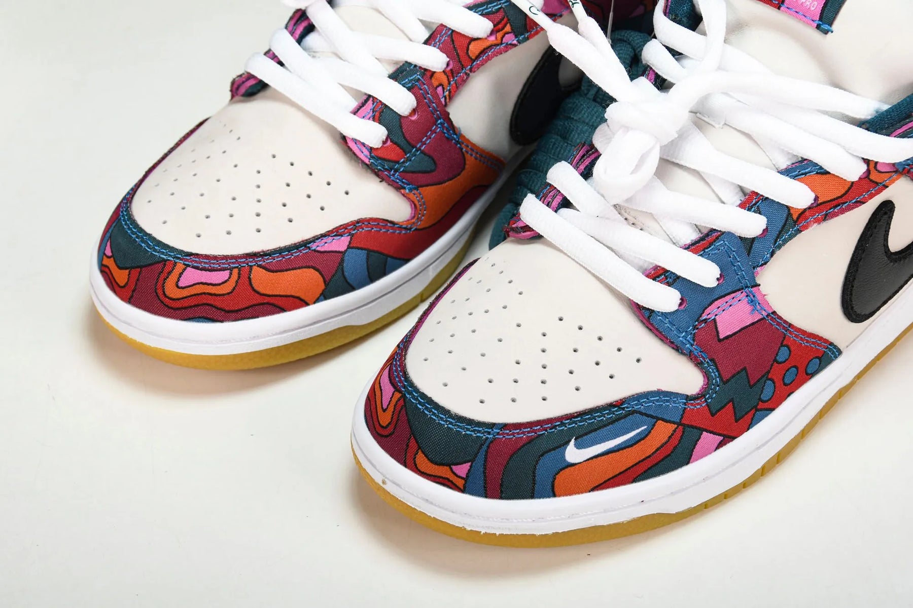 Dunk Low x Parra