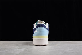Forum 84 Low