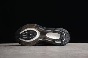 Ultraboost LTD 22