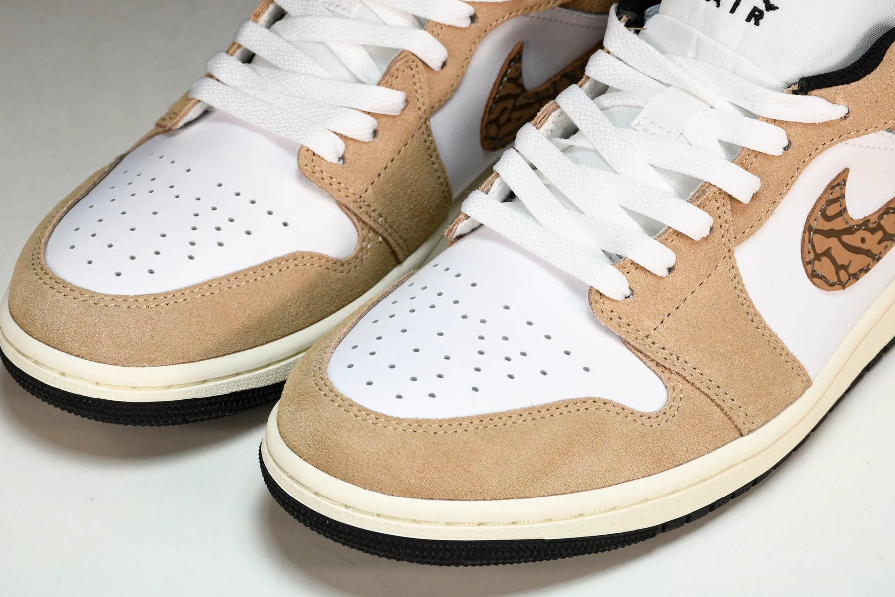 Air Jordan Low