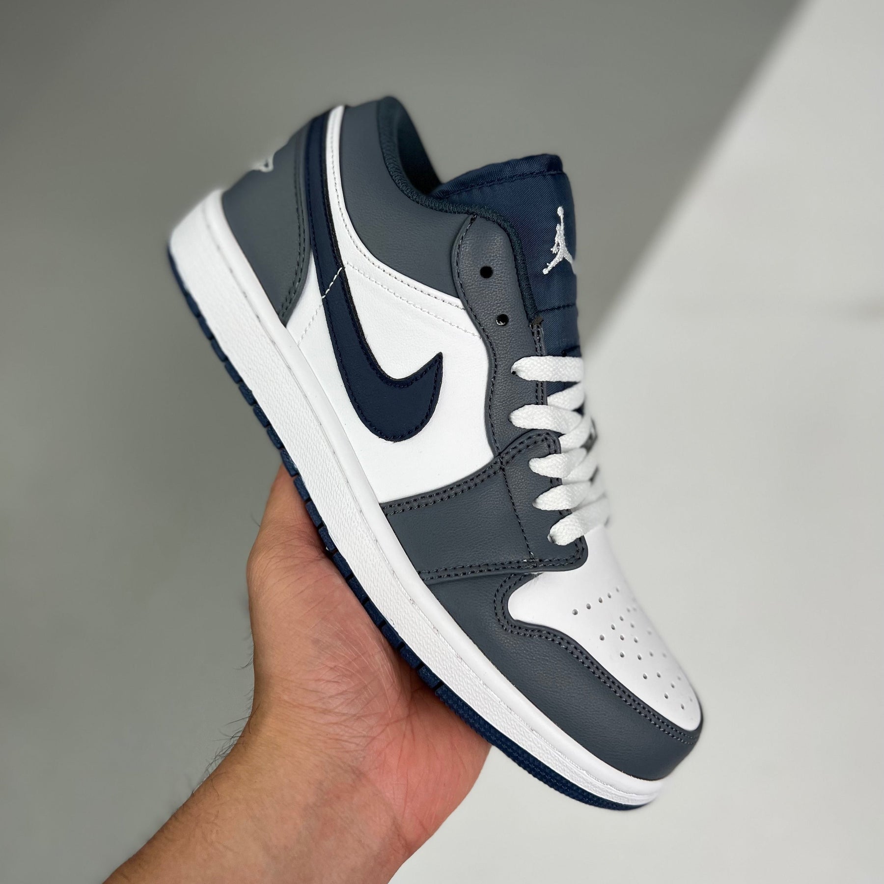 Air Jordan Mystic Navy