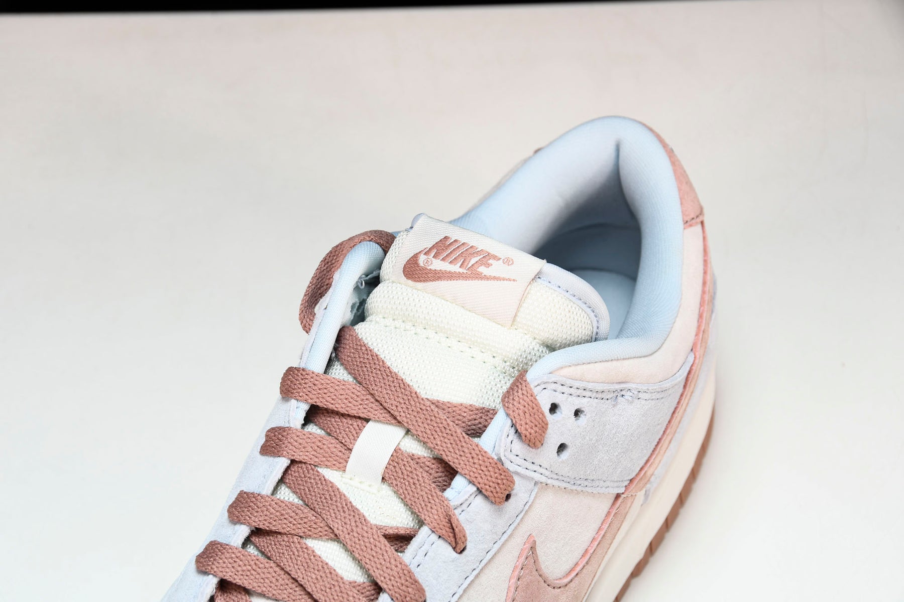Dunk Low Fossil Rose