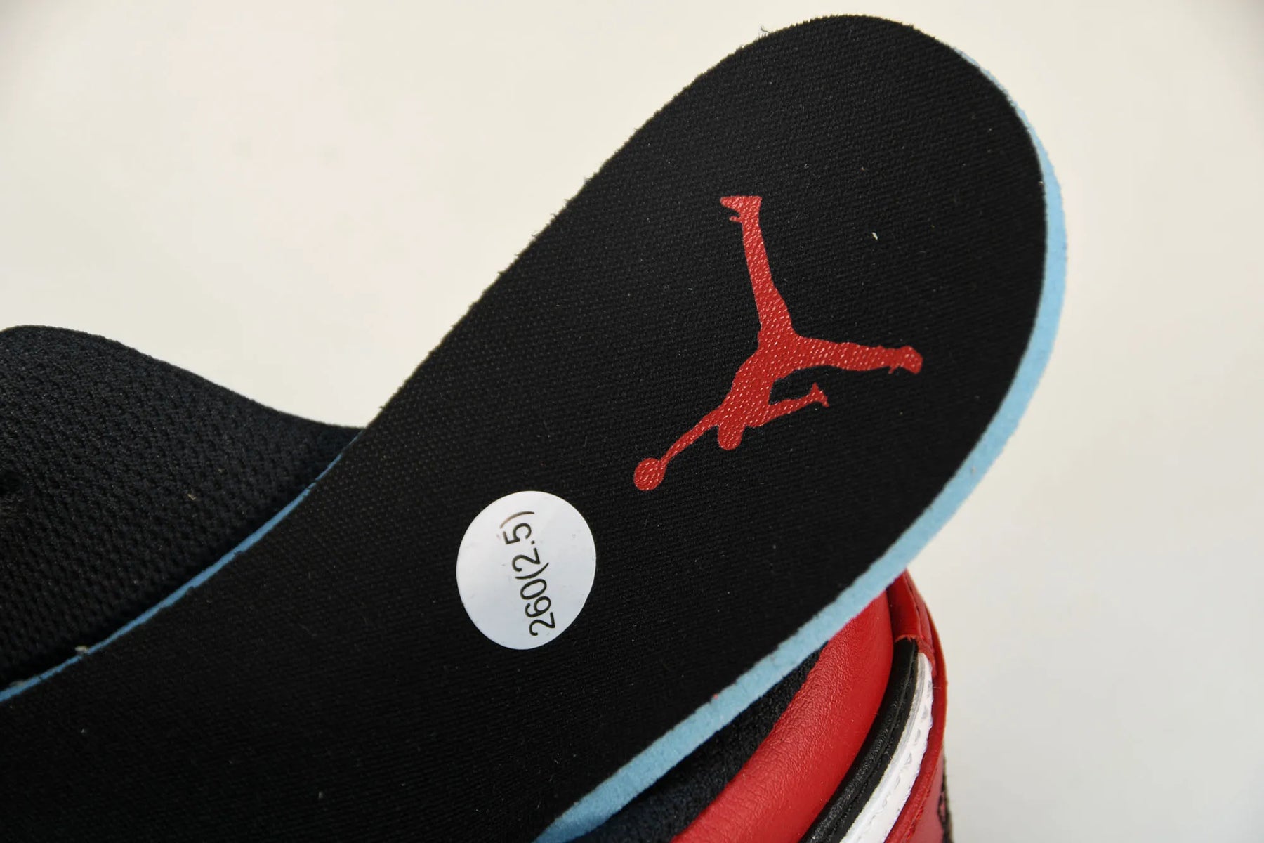 Air Jordan Low